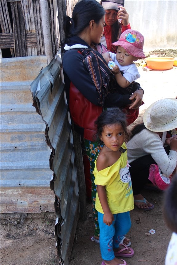 ánh mắt trẻ em vùng cao - két sắt GOODWILL