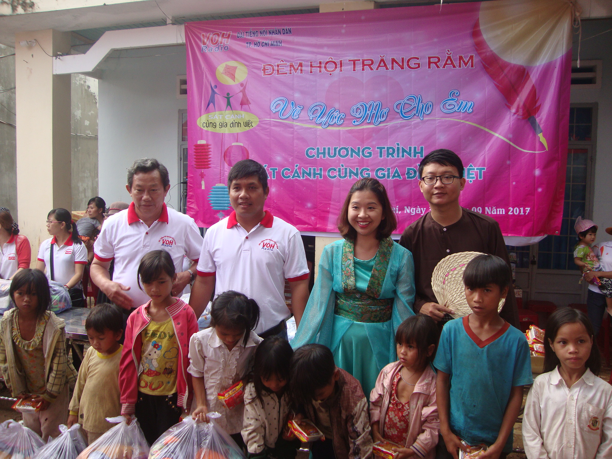Két sắt GOODWILL tổ chức trung thu tại Gia Lai