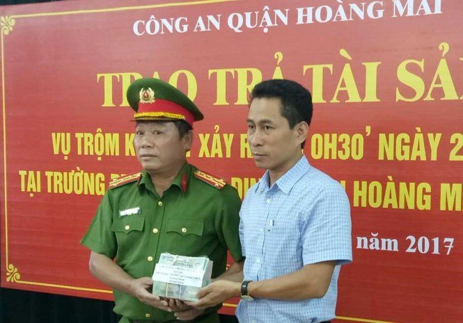 Trộm két sắt tại trường THPT tại Hà Nội